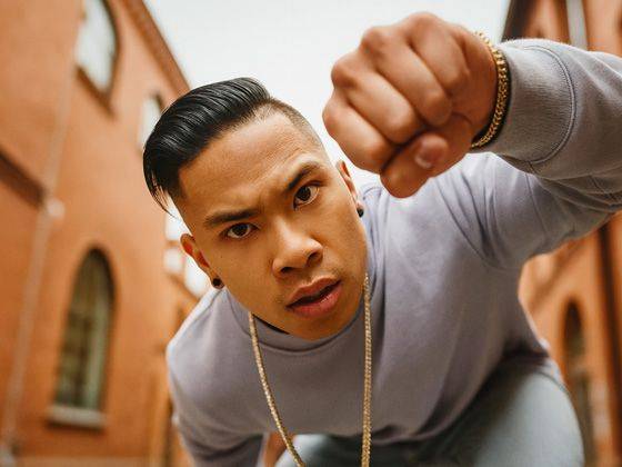 TUTTY TRAN - Wok-Life-Balance